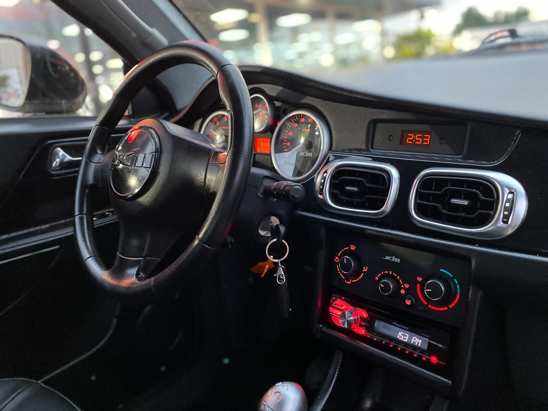 25452684-8.jpg