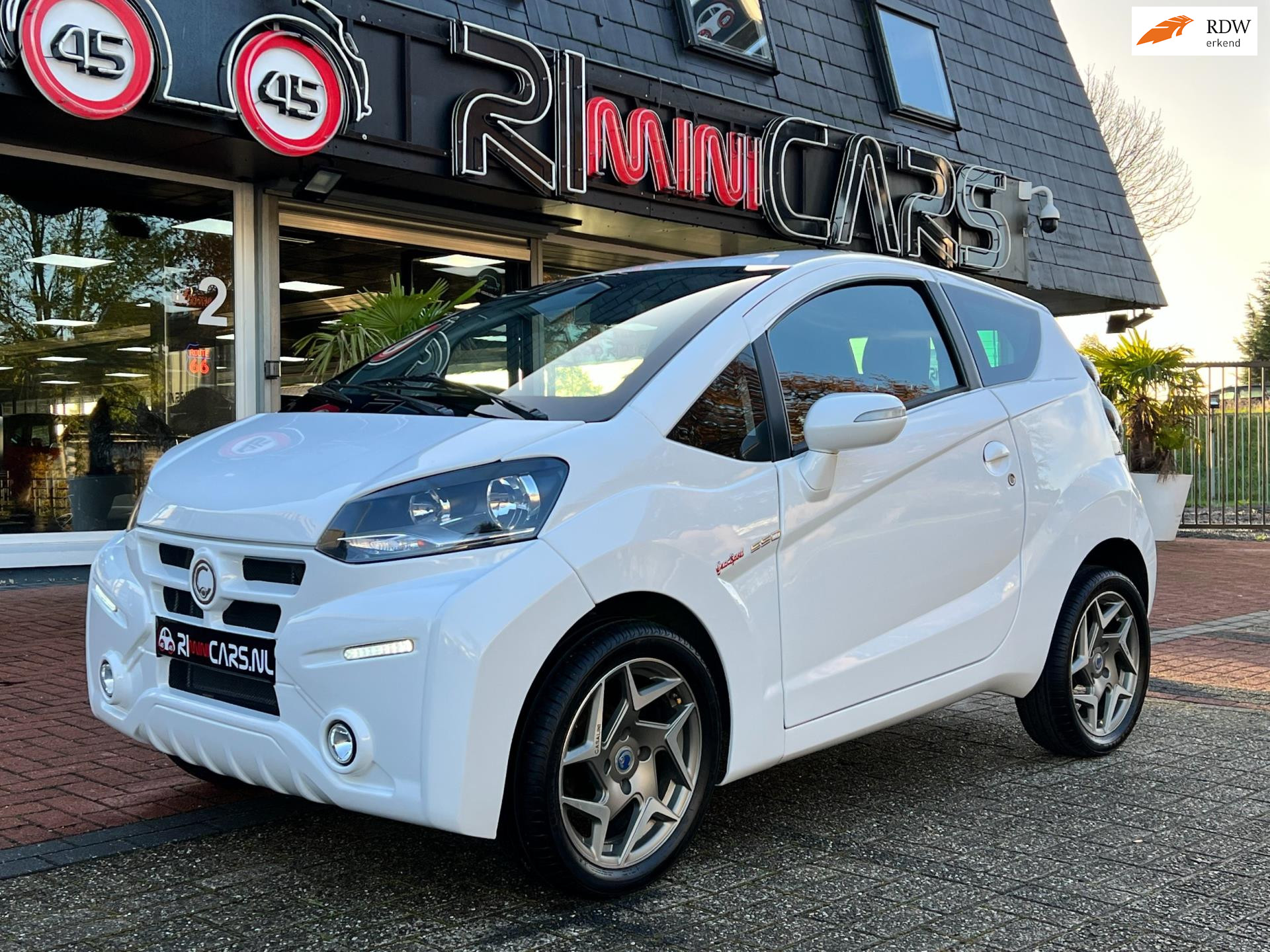 beetje Terug, terug, terug deel prijs Casalini--M20 | 2020 | DEMO | Aixam 45km auto Brommobiel-kopen in Numansdorp