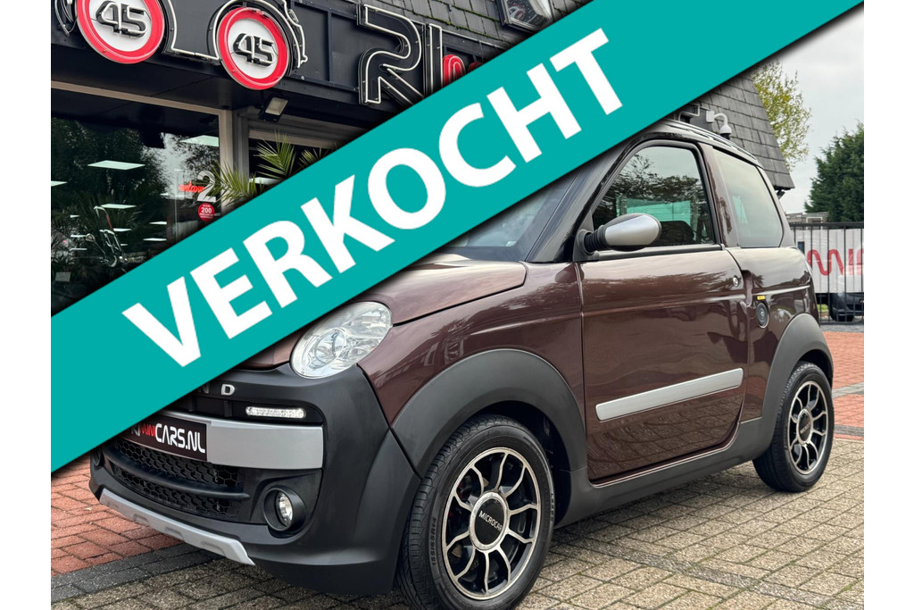 49018567